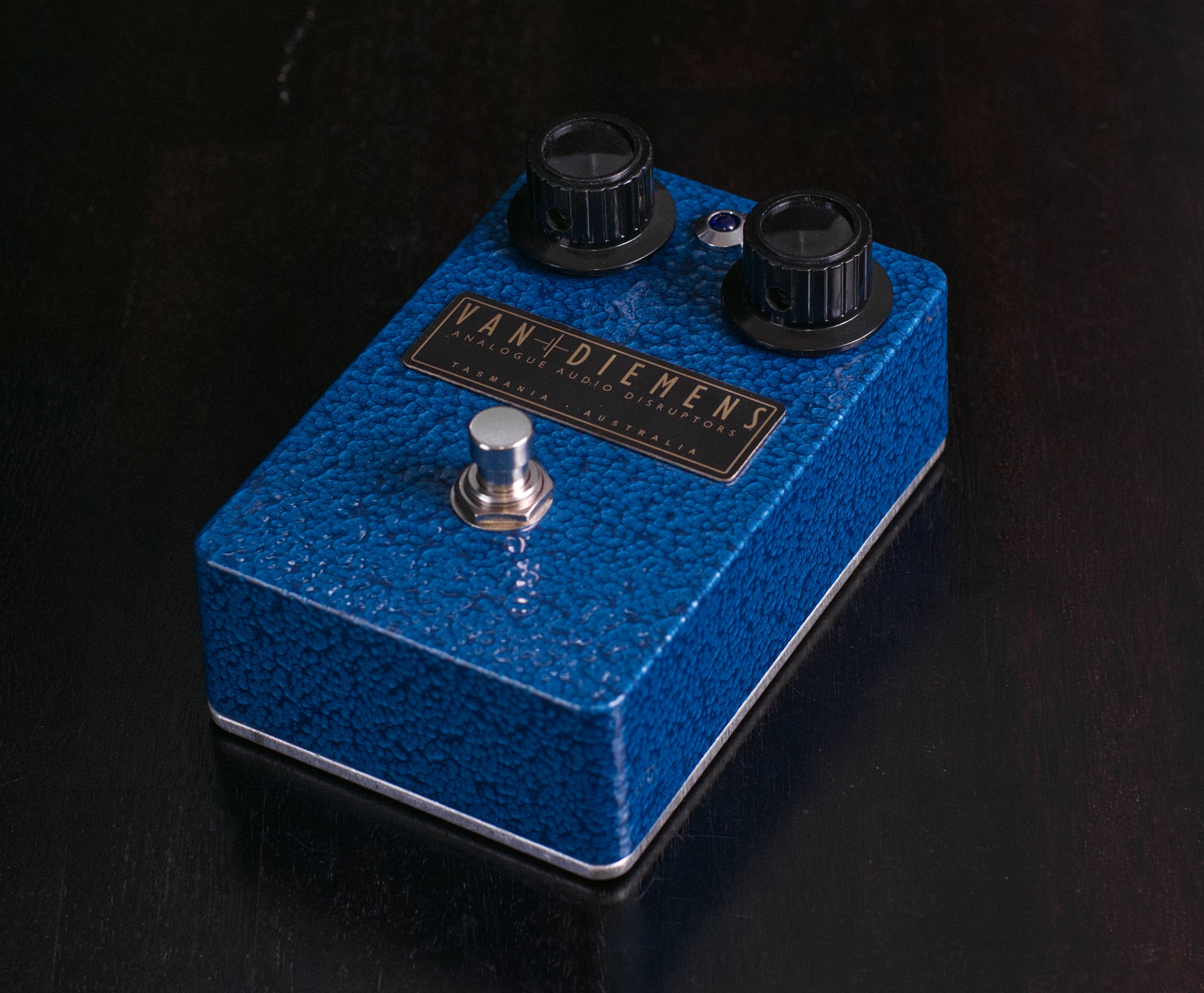 ギター VAN DIEMENS ANALOGUE AUDIO DISRUPTORS THE DASY – Van Diemens Analogue Audio Disruptors