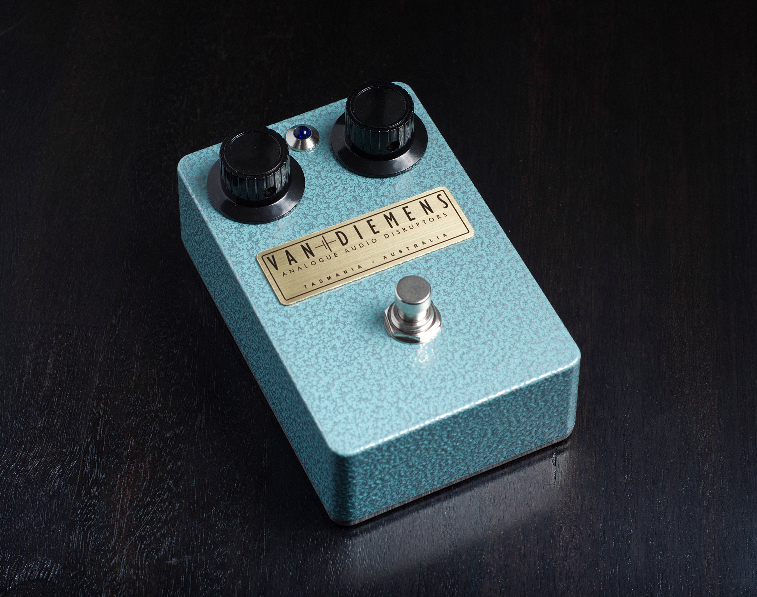 THE DASY Si – Van Diemens Analogue Audio Disruptors